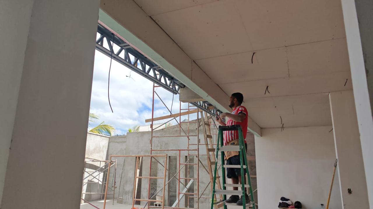 Foto de Construcción de casa de habitación en Lomas del Guijarro Sur.